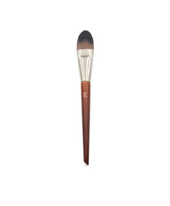 #151 Fine Foundation Brush.
